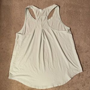 Lululemon flowy tank